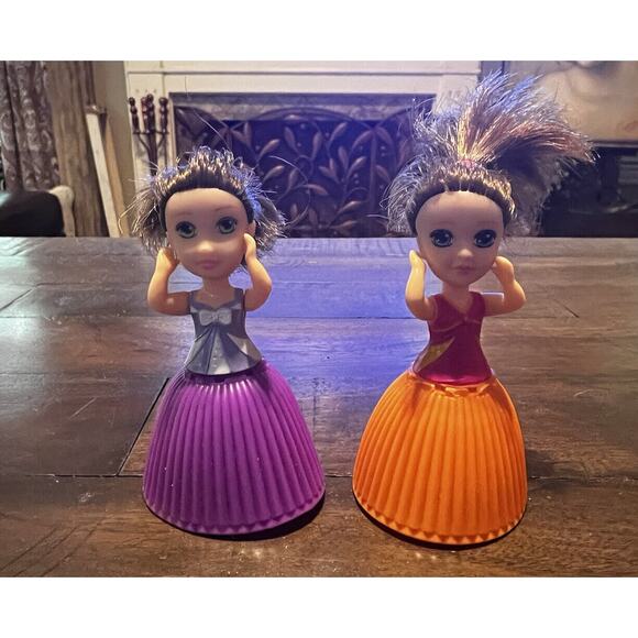 Emco Toys 2015 Set Of 2 Cupcake Dolls Orange Doll Purple Doll Hard To Find RARE - Picture 6 of 9